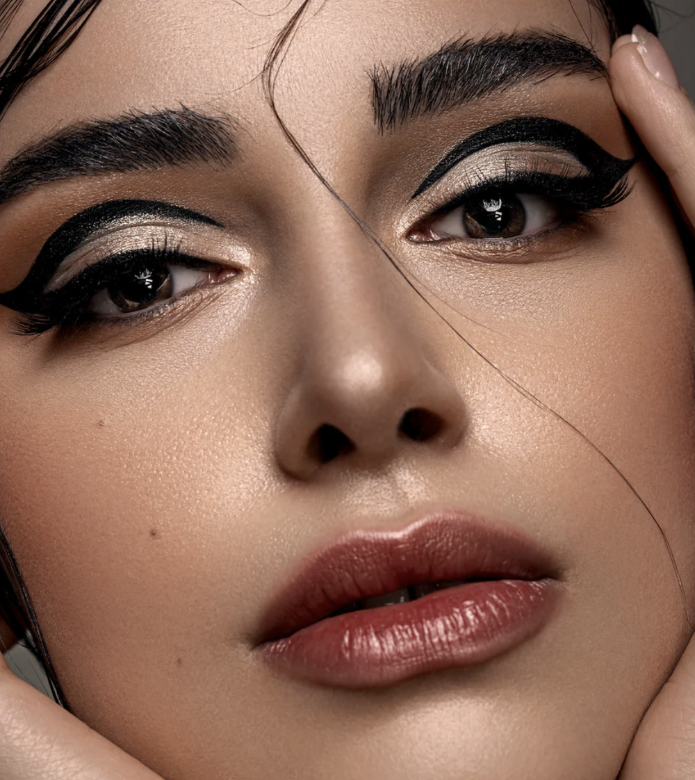 TuxedoLiner ™ Liquid Eyeliner